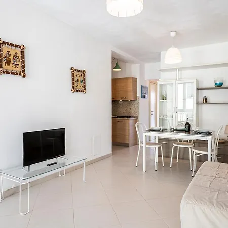 Fronte Mare-sweet Home-free Parking Marina Di Pisa