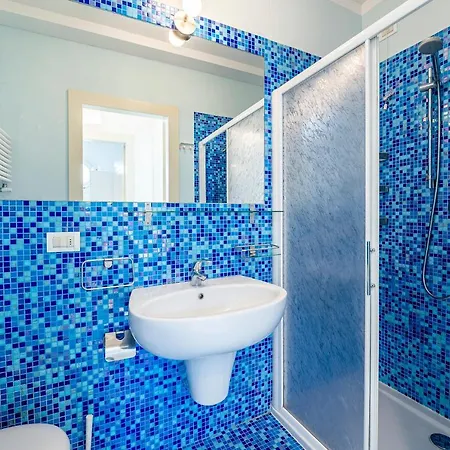 Apartment Fronte Mare-sweet Home-free Parking *